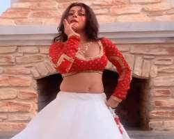 She is also a great dancer alongside being a talented actress. She took part in several dance competitions such as Boogie Woogie and Patrika Dance Ke 